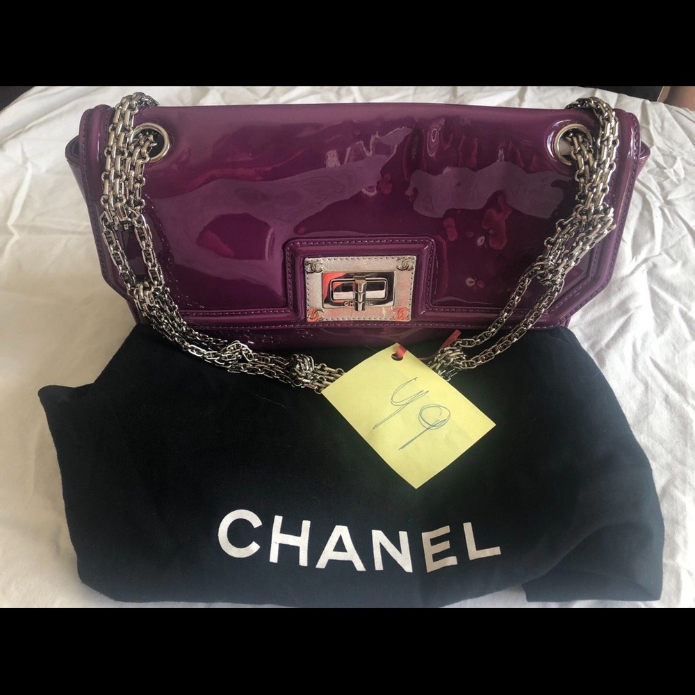 CHANEL Plumb patent bag
